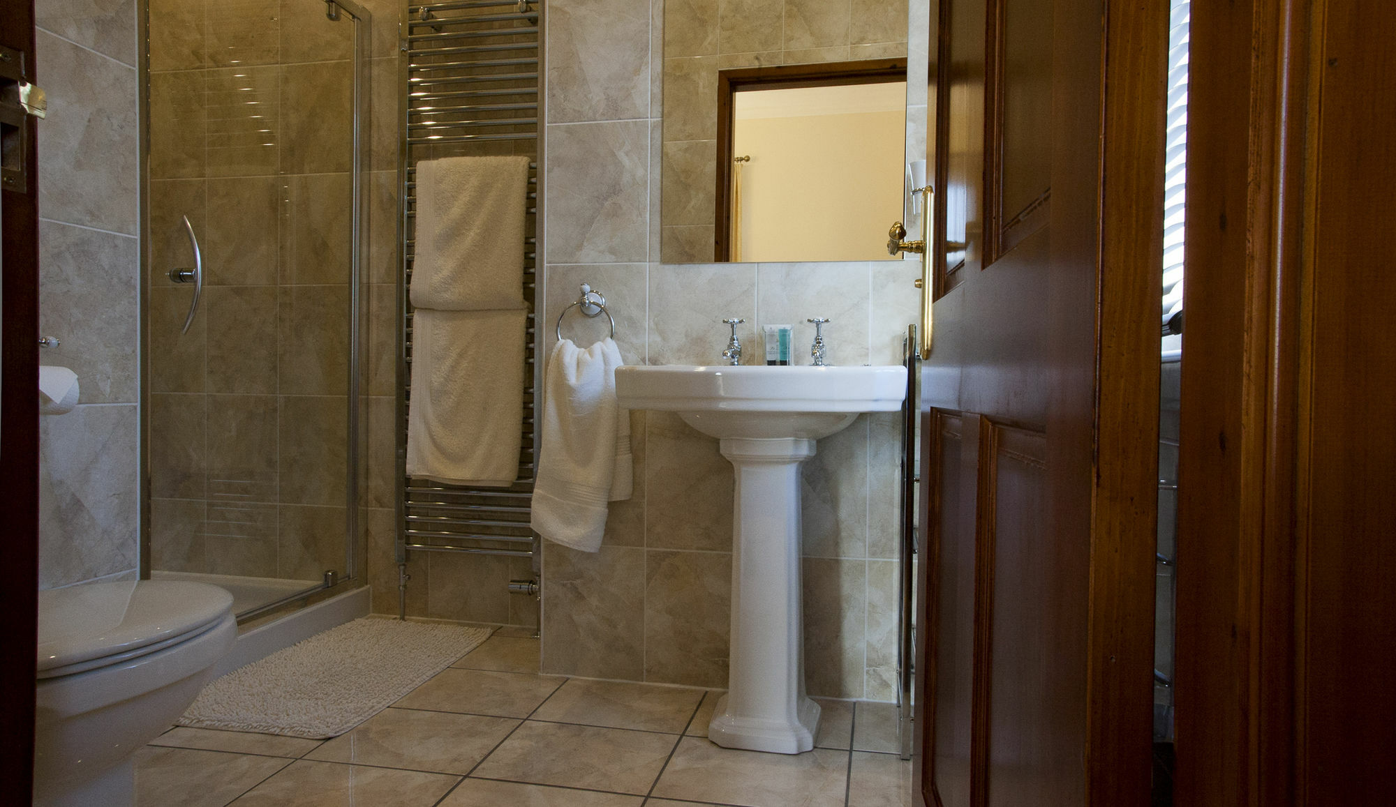 Bed and Breakfast Dinichean House Daviot  Экстерьер фото