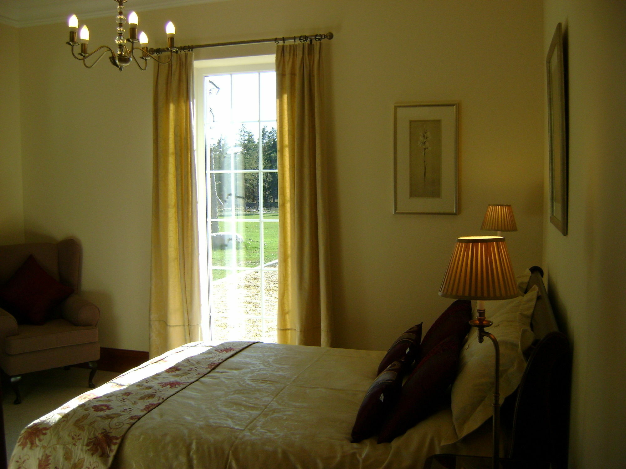 Bed and Breakfast Dinichean House Daviot  Экстерьер фото